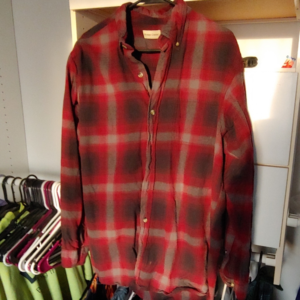 Never worn mens flannel